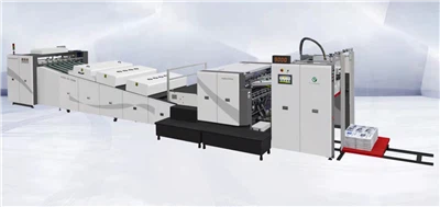 9000 Rph 1060 mm Format UV Spotlackering Beläggningsmaskin